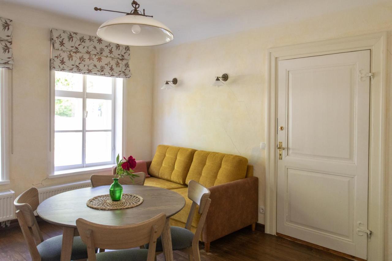 Allee Apartments Kuressaare Phòng bức ảnh